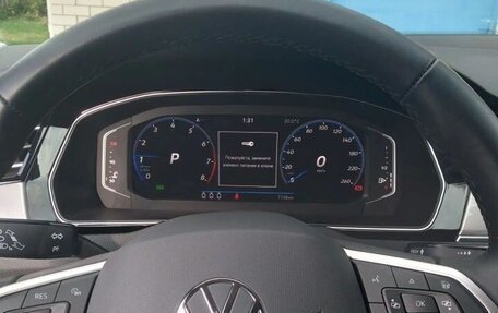 Volkswagen Passat B8 рестайлинг, 2021 год, 4 500 000 рублей, 8 фотография