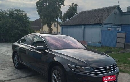 Volkswagen Passat B8 рестайлинг, 2021 год, 4 500 000 рублей, 5 фотография
