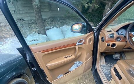 Porsche Cayenne III, 2004 год, 600 000 рублей, 6 фотография