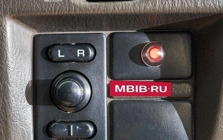 Nissan Safari IV, 2000 год, 1 249 000 рублей, 13 фотография