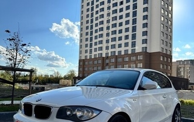 BMW 1 серия, 2011 год, 800 000 рублей, 1 фотография