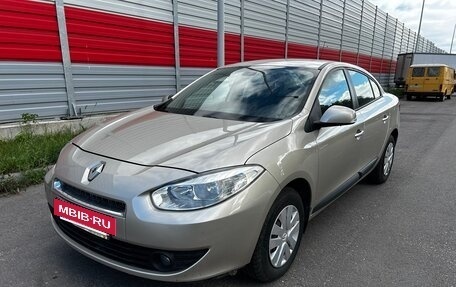 Renault Fluence I, 2012 год, 750 000 рублей, 3 фотография