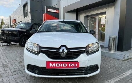 Renault Logan II, 2015 год, 582 980 рублей, 2 фотография
