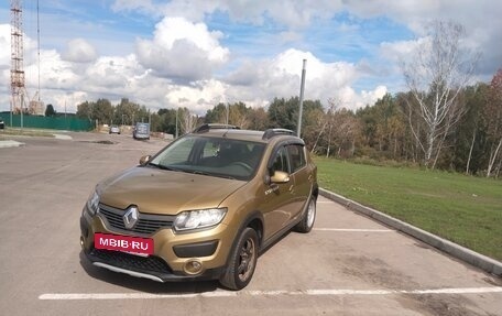 Renault Sandero II рестайлинг, 2016 год, 800 000 рублей, 2 фотография