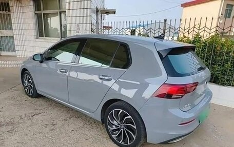 Volkswagen Golf VIII, 2023 год, 2 100 000 рублей, 5 фотография