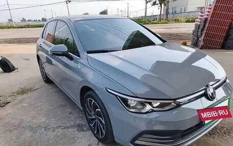 Volkswagen Golf VIII, 2023 год, 2 100 000 рублей, 2 фотография