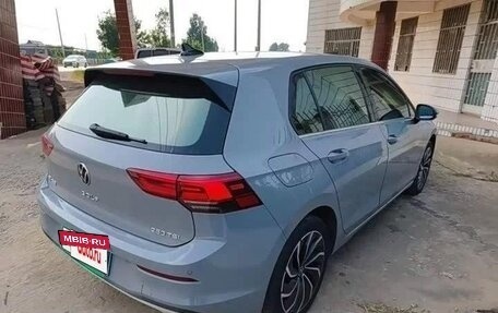 Volkswagen Golf VIII, 2023 год, 2 100 000 рублей, 4 фотография