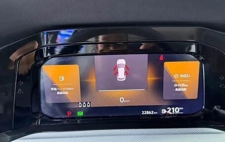 Volkswagen Golf VIII, 2023 год, 2 100 000 рублей, 11 фотография