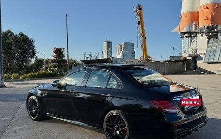 Mercedes-Benz E-Класс AMG, 2018 год, 8 000 000 рублей, 3 фотография