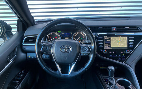 Toyota Camry, 2019 год, 3 490 000 рублей, 16 фотография