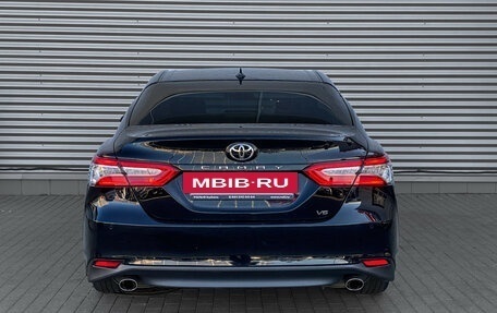 Toyota Camry, 2019 год, 3 490 000 рублей, 6 фотография