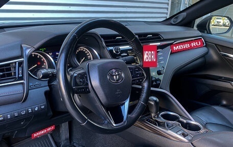 Toyota Camry, 2019 год, 3 490 000 рублей, 17 фотография