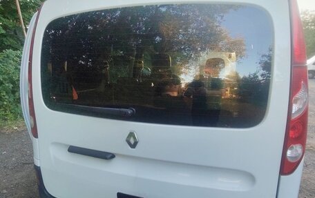 Renault Kangoo II рестайлинг, 2012 год, 930 000 рублей, 19 фотография