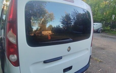 Renault Kangoo II рестайлинг, 2012 год, 930 000 рублей, 20 фотография