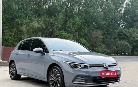Volkswagen Golf VIII, 2023 год, 1 542 000 рублей, 3 фотография