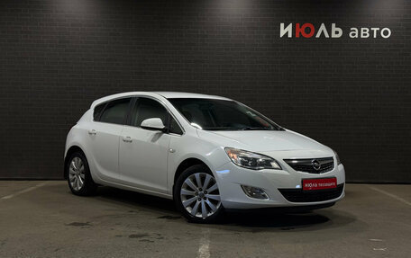 Opel Astra J, 2012 год, 1 078 000 рублей, 3 фотография
