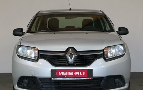 Renault Logan II, 2017 год, 699 000 рублей, 2 фотография