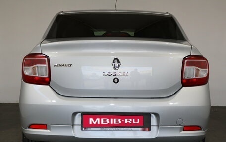 Renault Logan II, 2017 год, 699 000 рублей, 5 фотография