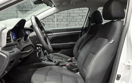 Hyundai Elantra VI рестайлинг, 2019 год, 1 300 000 рублей, 9 фотография
