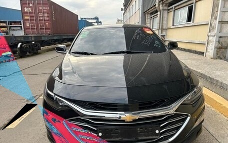 Chevrolet Malibu IX, 2021 год, 1 980 000 рублей, 2 фотография