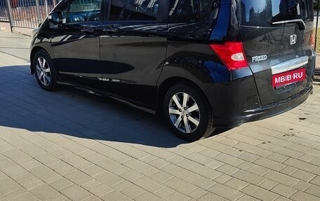 Honda Freed I, 2009 год, 800 000 рублей, 27 фотография