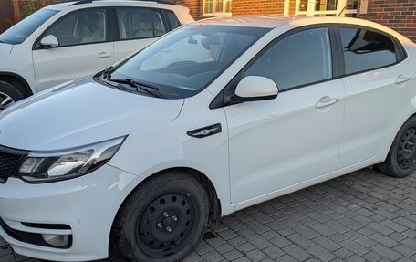 KIA Rio III рестайлинг, 2016 год, 855 000 рублей, 5 фотография