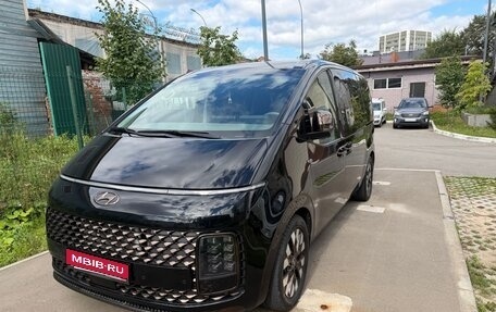 Hyundai Staria, 2021 год, 4 690 000 рублей, 1 фотография