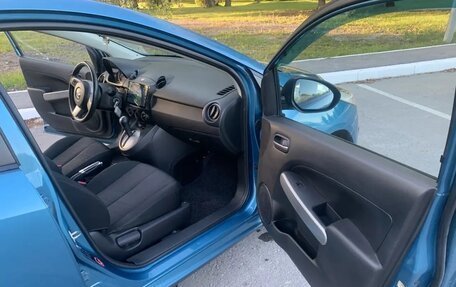 Mazda 2 III, 2013 год, 850 000 рублей, 2 фотография