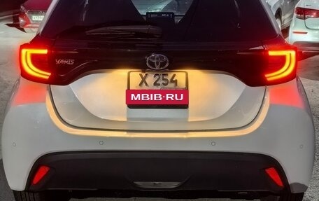 Toyota Yaris, 2021 год, 1 110 000 рублей, 16 фотография