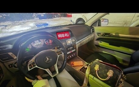 Mercedes-Benz E-Класс, 2014 год, 2 400 000 рублей, 4 фотография