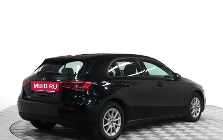 Mercedes-Benz A-Класс, 2019 год, 2 299 000 рублей, 5 фотография
