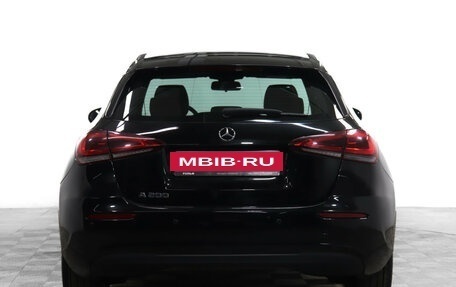 Mercedes-Benz A-Класс, 2019 год, 2 299 000 рублей, 6 фотография