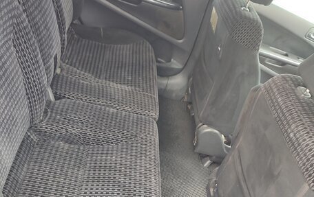 Honda Stream I рестайлинг, 2002 год, 370 000 рублей, 9 фотография