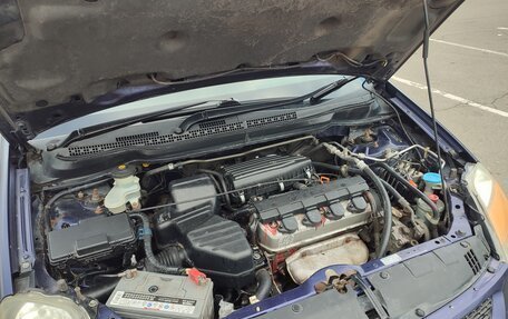 Honda Stream I рестайлинг, 2002 год, 370 000 рублей, 12 фотография