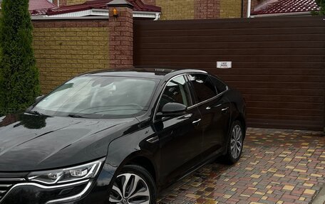 Renault Talisman, 2018 год, 1 650 000 рублей, 2 фотография
