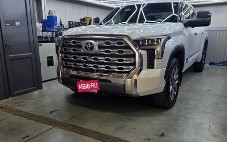 Toyota Tundra, 2022 год, 8 300 000 рублей, 12 фотография