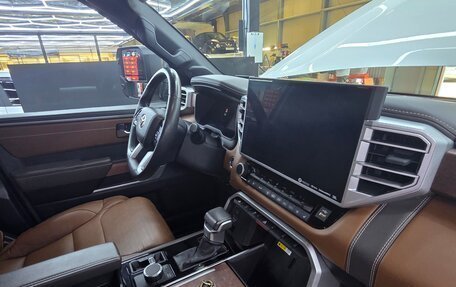 Toyota Tundra, 2022 год, 8 300 000 рублей, 25 фотография