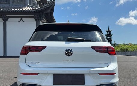 Volkswagen Golf VIII, 2023 год, 2 082 000 рублей, 3 фотография