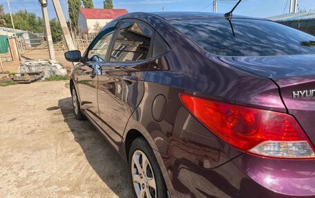 Hyundai Solaris II рестайлинг, 2011 год, 600 000 рублей, 6 фотография