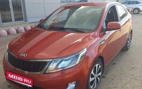 KIA Rio III рестайлинг, 2014 год, 950 000 рублей, 2 фотография