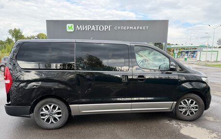 Hyundai H-1 II рестайлинг, 2020 год, 1 880 000 рублей, 4 фотография