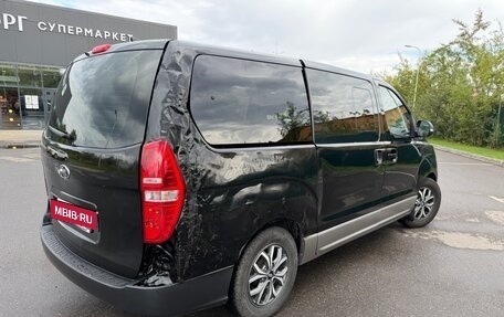 Hyundai H-1 II рестайлинг, 2020 год, 1 880 000 рублей, 5 фотография