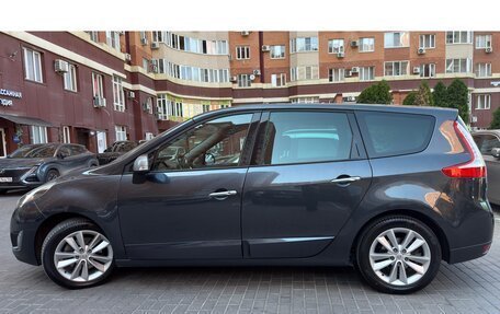 Renault Scenic III, 2010 год, 850 000 рублей, 2 фотография
