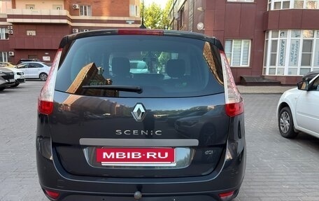 Renault Scenic III, 2010 год, 850 000 рублей, 4 фотография