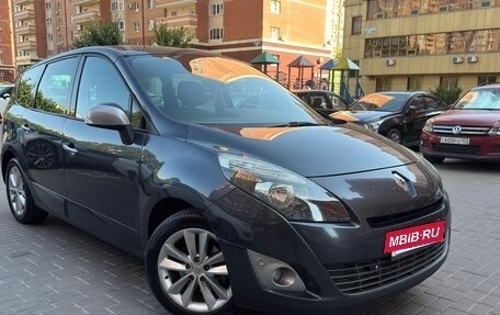 Renault Scenic III, 2010 год, 850 000 рублей, 5 фотография