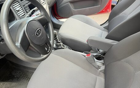 KIA Rio II, 2011 год, 750 000 рублей, 7 фотография