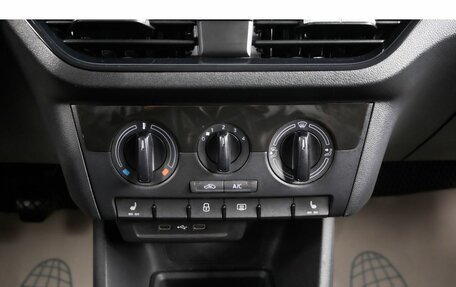 Skoda Rapid II, 2021 год, 1 749 000 рублей, 17 фотография