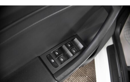 Skoda Rapid II, 2021 год, 1 749 000 рублей, 20 фотография