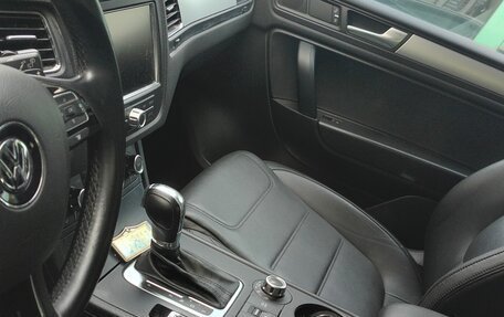 Volkswagen Touareg III, 2012 год, 2 000 000 рублей, 7 фотография