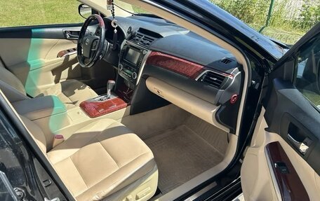 Toyota Camry, 2011 год, 1 630 000 рублей, 6 фотография